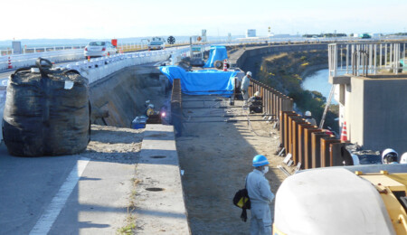 海岸堤防耐震補強工事